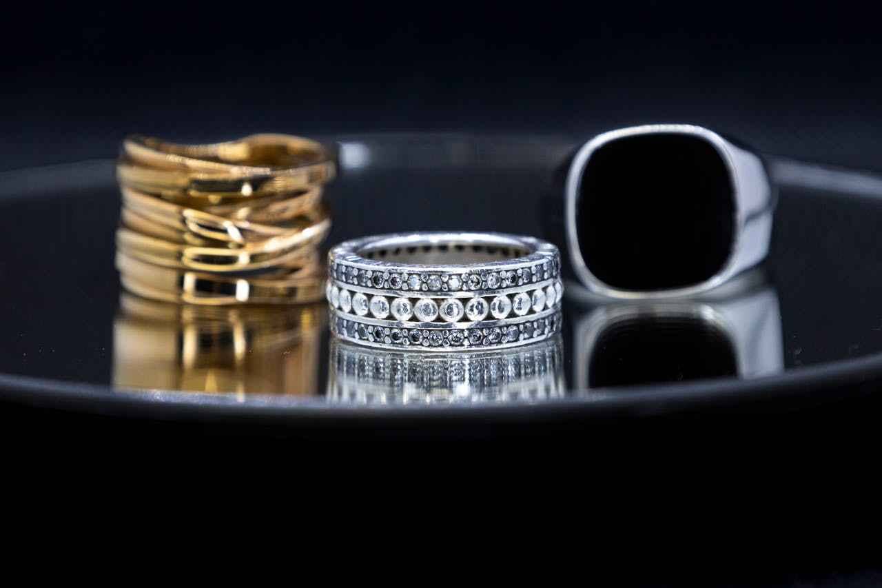 How to Resize a Ring at Home. 4 Recommended DIY Guide